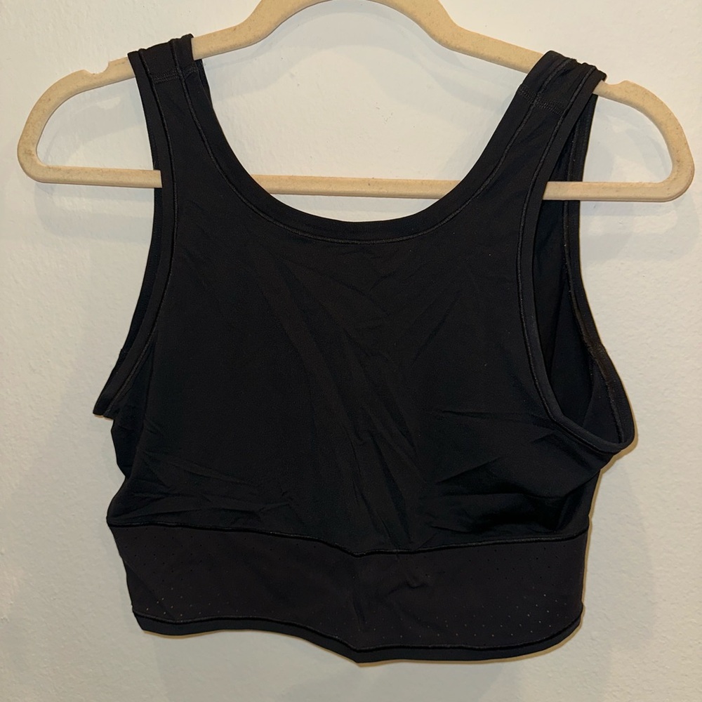 Lululemon Cropped black top
